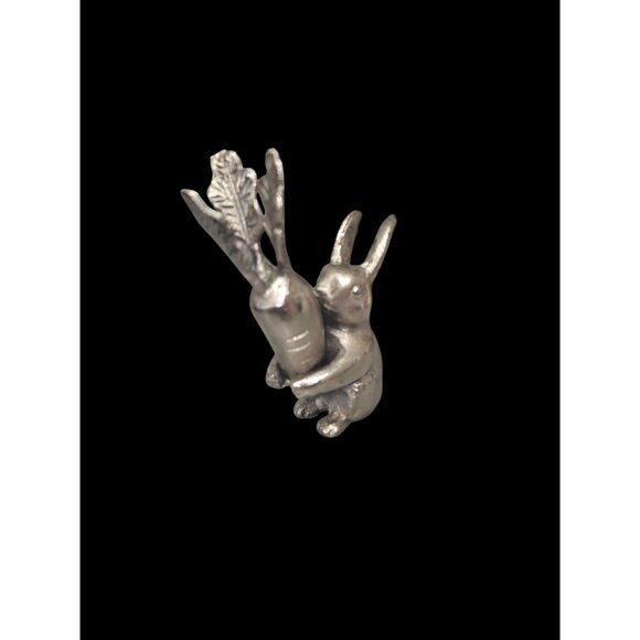 Silver toned Rabbit Hugging Carrot Figurine 6" Easter Bunny - Picture 13 of 13